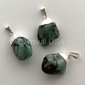 Silver Plated Emerald Tumbled Pendant.