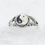 Ying Yang Ring